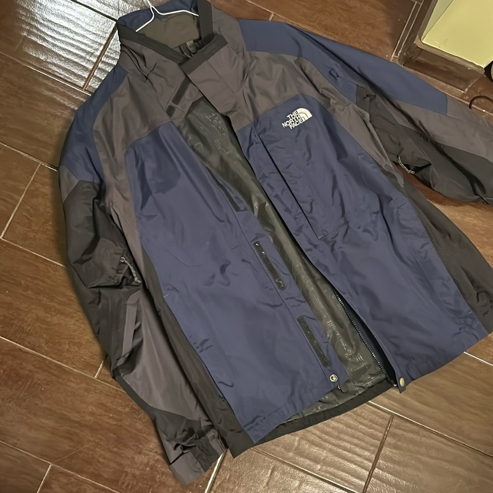 Men’s north face windbreaker jacket
